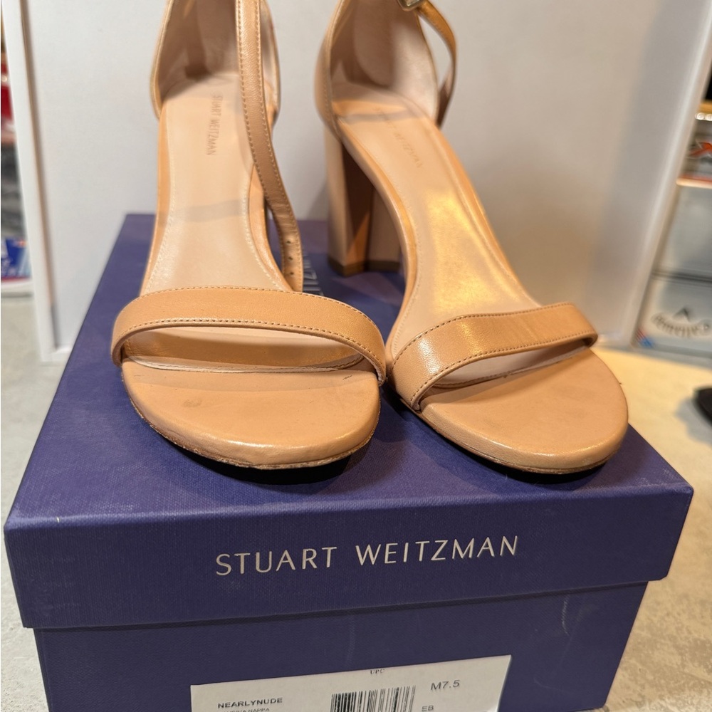 Stuart Weitzman Women's Tan Heeled Sandals